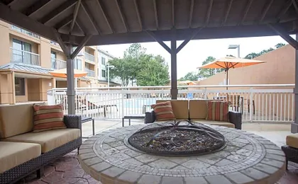 Courtyard by Marriott Memphis East/Bill Morris Parkway