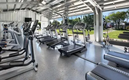 Quiet Kiahuna plantation , New Remodel with AC