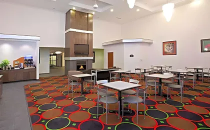 Holiday Inn Express Indianapolis - Southeast by IHG