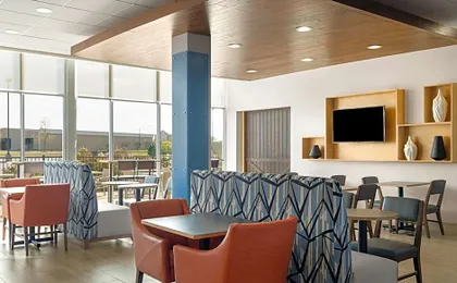Holiday Inn Express & Suites West Memphis By IHG