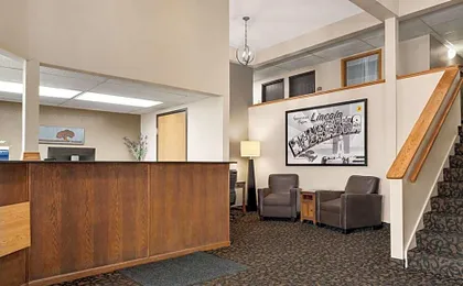 Super 8 by Wyndham Lincoln North