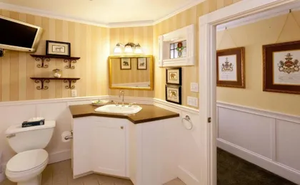Crowne Pointe Historic Inn & Spa - Adults Only