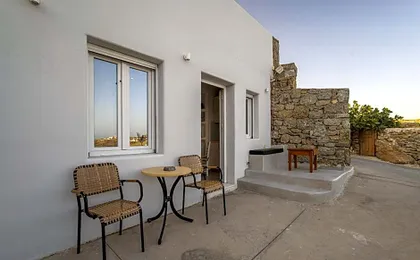Anius Apartments