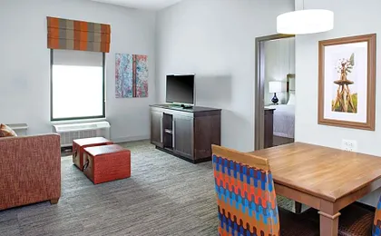 Hampton Inn & Suites Pittsburg Kansas Crossing