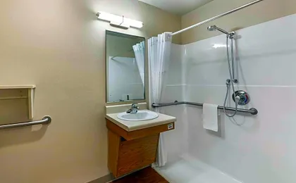 Extended Stay America Select Suites - Akron - South