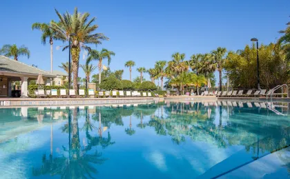 Top Floor Modern Vista Cay Reserve Condo - 5004
