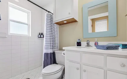 Prime Location 5 Bedrooms Pool Sleeps 14