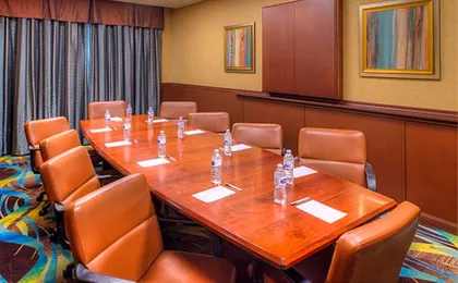 Hampton Inn & Suites Ontario