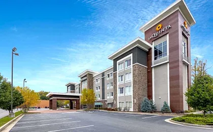 La Quinta Inn & Suites by Wyndham Morgantown