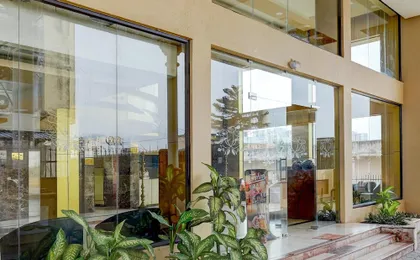FabHotel The Royal Plaza - Koyambedu