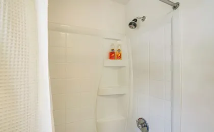 Walk to Dining: Downtown Lenox Guest House!