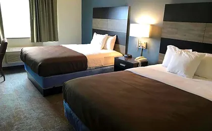 AmericInn by Wyndham Maquoketa