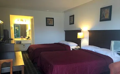 Houston Inn and Suites