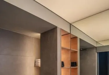 Peripatos apartment