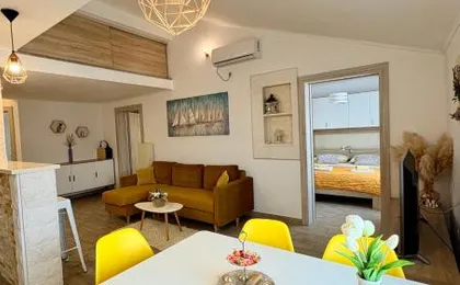 Apartments Aurora