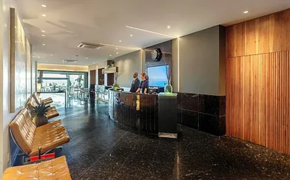 Orla Copacabana Hotel