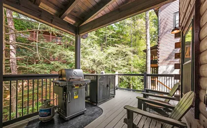 Haven 2 Bedroom Cabin by RedAwning
