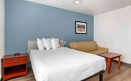 Extended Stay America Select Suites - Omaha - Southwest