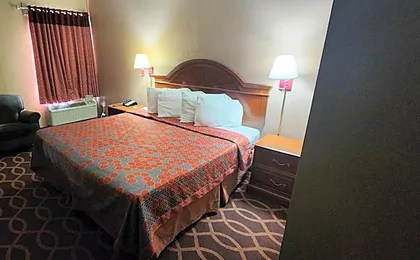 American Inn Evansville East
