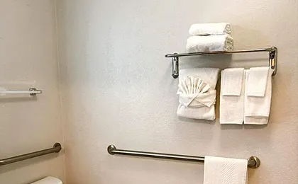 Comfort Inn & Suites Sheboygan I-43