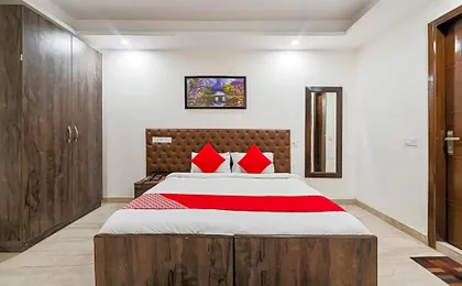 Hotel O Premium Rooms Chhatarpur
