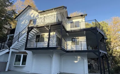 Bearfoot Lodge Near Hiking & Skiing!