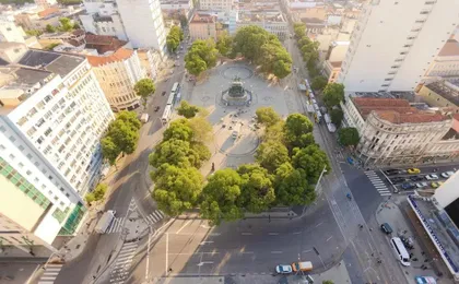 SUH Centro 03 metro e rio antigo
