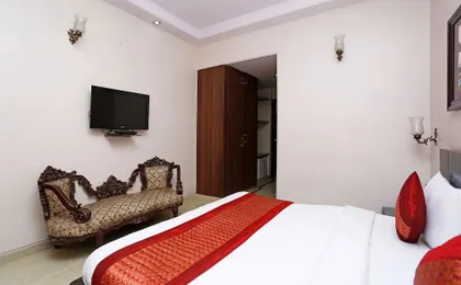 OYO 5401 Hotel Mid Town