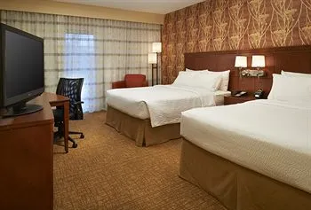 Courtyard by Marriott Chicago Lincolnshire