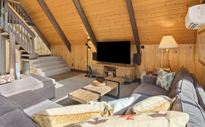 Forest Chal A 1 Bedroom Home