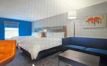 Holiday Inn Express & Suites Central Omaha By IHG