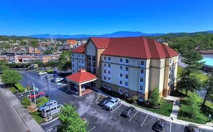 La Quinta Inn & Suites by Wyndham Pigeon Forge