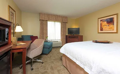 Hampton Inn & Suites Bloomington-Normal