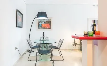 Seaside Central Apartment