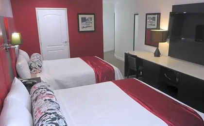Legend Hotel Hollywood