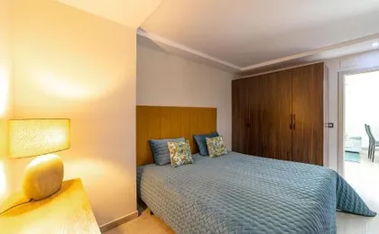 Lavanda - Apartamento Privado en Villa Compartida, Marbella