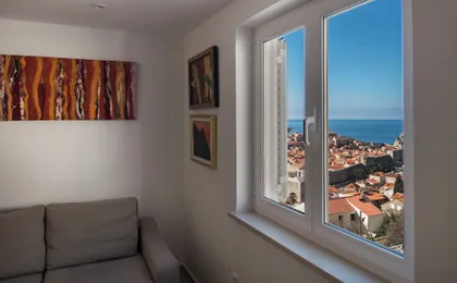 Adriatic Gallery Apartment by DuHomes