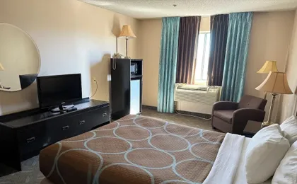 Dodgeville inn and suites