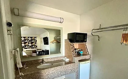Kermit Inn