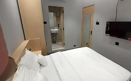 Hotel Golden Suites
