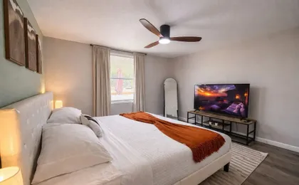 Cozy 1BR Apt - 6mi to Ft Moore