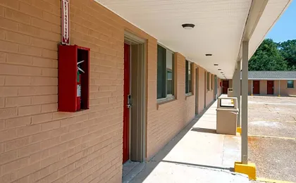 Budget Inn & Suites Baton Rouge