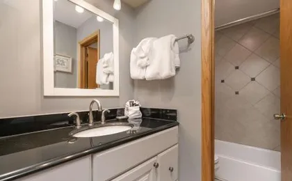 Timbernest Cottonwood Condo: Ideal Breck Location