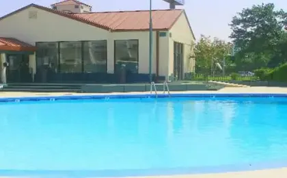 Lincoln Inn Express Hotel and Suites