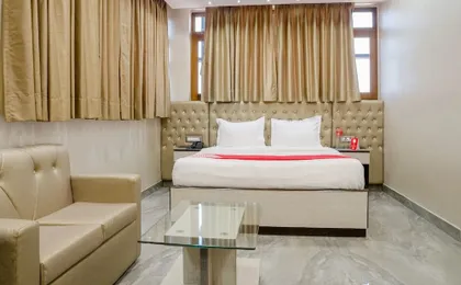 OYO 12071 Afreen International Guest House