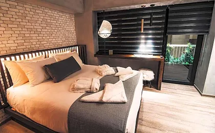 Project 3 Urban Chic Hotel