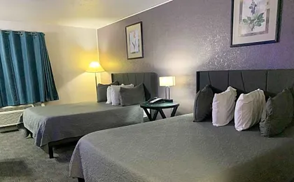R Nite Star Hotel At Arlington Entertainment District