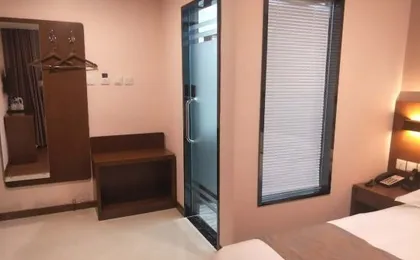 KUAI LE YI JIA HOTEL