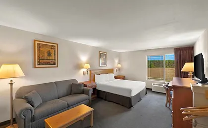 Rodeway Inn & Suites Tomahawk