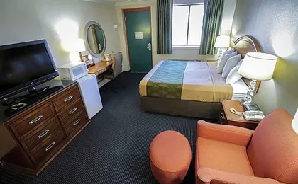 University Inn & Suites